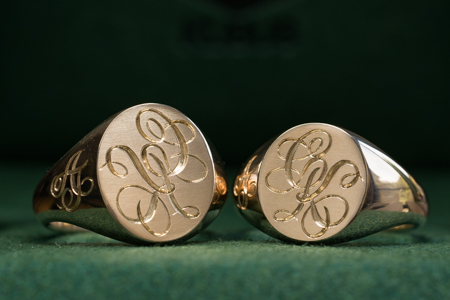 Hand Engraved Oval Signet Rings(K10YG)「CK」+「AT(側面彫刻)」 Hand Engraved Oval Signet Rings(K10YG)「CK」+「AT(側面彫刻)」