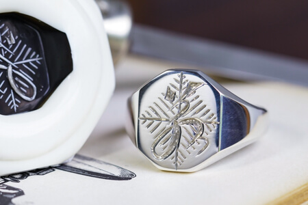 【Semi-custom made】Hand Engraved Octagon Signet Ring(Sv925) 「若、松の葉模様」 【Semi-custom made】Hand Engraved Octagon Signet Ring(Sv925) 「若、松の葉模様」