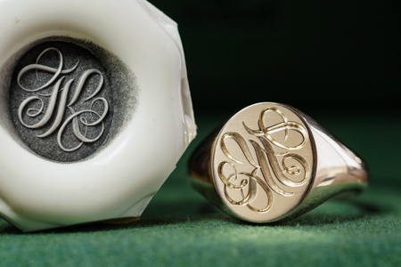 Hand Engraved Oval Signet Ring(K9YG)「TK」 Hand Engraved Oval Signet Ring(K9YG)「TK」