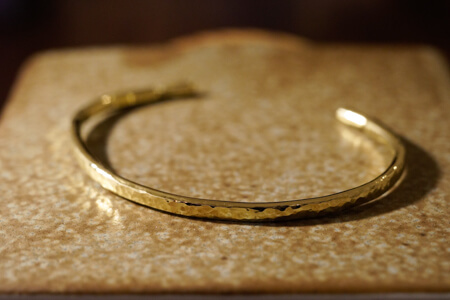 【Regular item】"Tsuchime" Bangle(Brass) 【Regular item】"Tsuchime" Bangle(Brass)