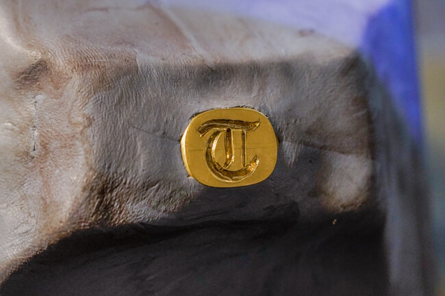 【Bespoke Order】Hand Engraved Classic Oval Square Signut Ring(Brass)T_手彫り後