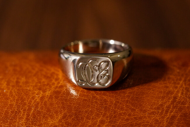 【Bespoke Order】Hand Engraved Square Signet Ring(18ct White Gold)ODE_完成