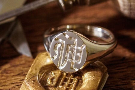 【Semi-custom made】Hand Engraved Oval Signet Ring(Sv925) KANJI-『伸』 【Semi-custom made】Hand Engraved Oval Signet Ring(Sv925) KANJI-『伸』