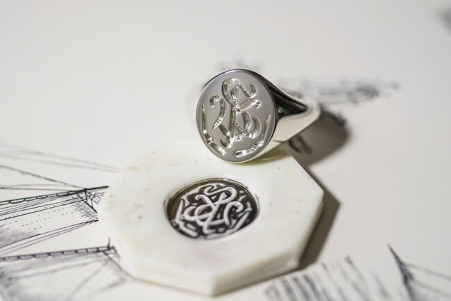 【Semi-custom made】Glayage KYOTO×KUBUS Hand Engraved Oval Signet Ring(Sv925) 「SK」+lightning motif(option)_完成2