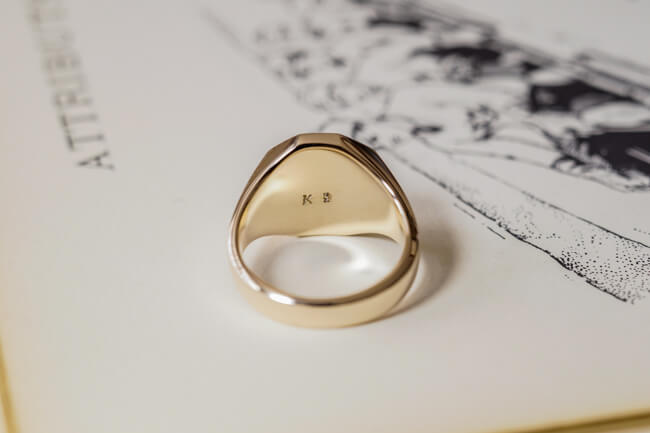 【Semi-custom made】Hand Engraved Octagon Signet Ring(9ct Yellow Gold) 「NML」_完成4_裏面刻印