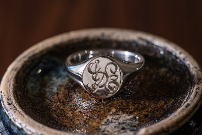 【Semi-custom made】The My Way×KUBUS Hand Engraved Oval Signet Ring(Sv925) HIDE