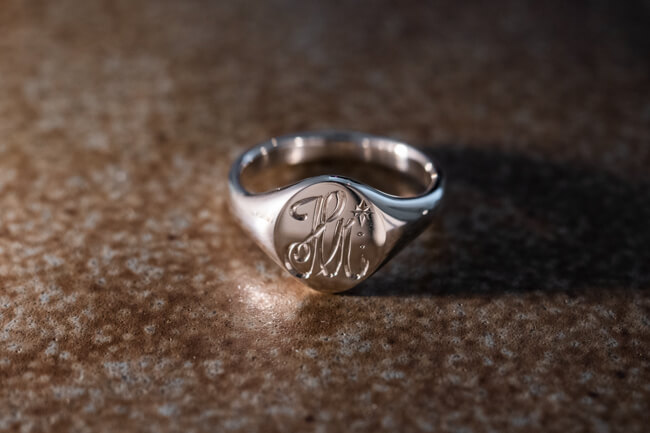 【Semi-custom made】Hand Engraved Oval Signet Ring(Sv925) HM☆_完成写真