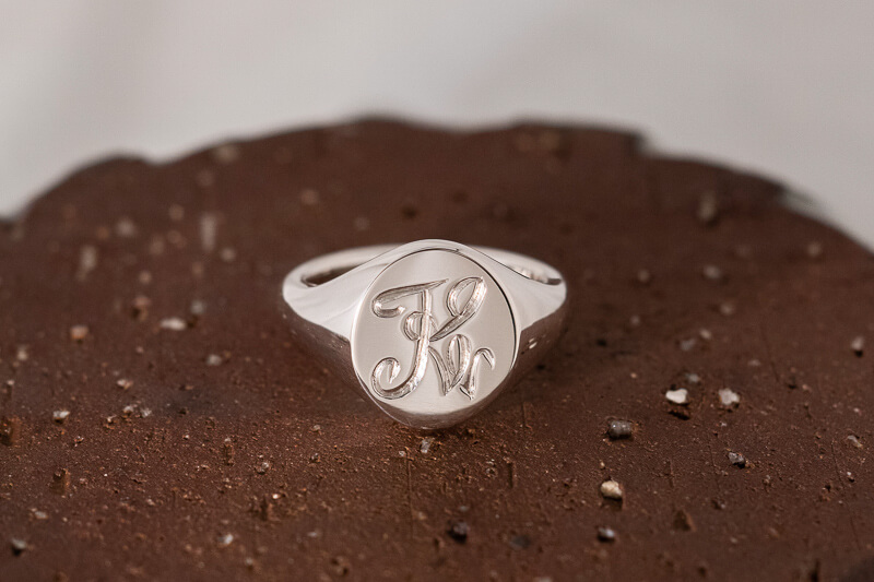 【Semi-custom made】The My Way×KUBUS Hand Engraved Oval Signet Ring(Sv925)