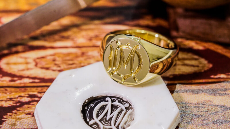 【Bespoke Order】Hand Engraved Circle Signet Ring(18ct Yellow Gold)「MD」_3 【Bespoke Order】Hand Engraved Circle Signet Ring(18ct Yellow Gold)「MD」_3