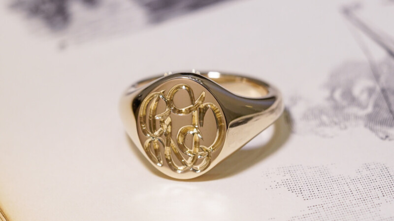 【Semi-custom made】The My Way×KUBUS Hand Engraved Oval Signet Ring(9ct Yellow Gold) RO5