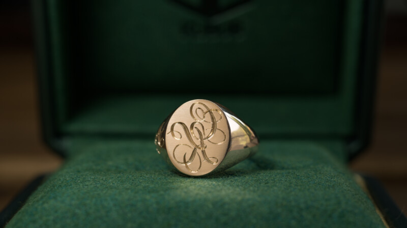 Hand Engraved Oval Signet Rings(K10YG)「CK」＋「AT（側面彫刻）」_4