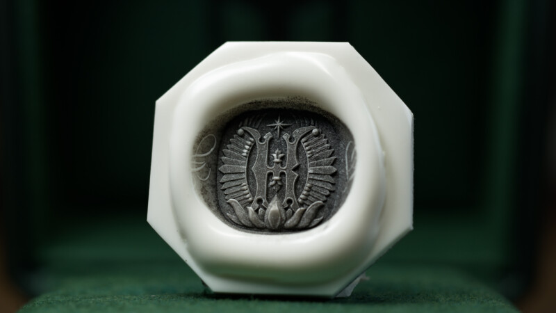 Hand Engraved Mellow Square Signet Ring(K14YG)「K+翼+星+蓮」+「T(側面彫刻)」+「N(側面彫刻)」_15 Hand Engraved Mellow Square Signet Ring(K14YG)「K+翼+星+蓮」+「T(側面彫刻)」+「N(側面彫刻)」_15