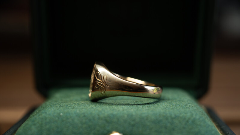 Hand Engraved Mellow Square Signet Ring(K14YG)「K+翼+星+蓮」+「T(側面彫刻)」+「N(側面彫刻)」_7 Hand Engraved Mellow Square Signet Ring(K14YG)「K+翼+星+蓮」+「T(側面彫刻)」+「N(側面彫刻)」_7