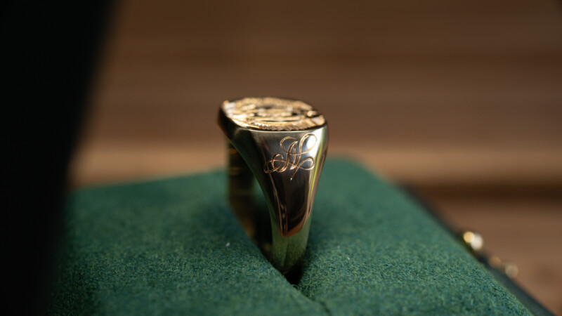 Hand Engraved Mellow Square Signet Ring(K14YG)「K+翼+星+蓮」+「T(側面彫刻)」+「N(側面彫刻)」_5 Hand Engraved Mellow Square Signet Ring(K14YG)「K+翼+星+蓮」+「T(側面彫刻)」+「N(側面彫刻)」_5