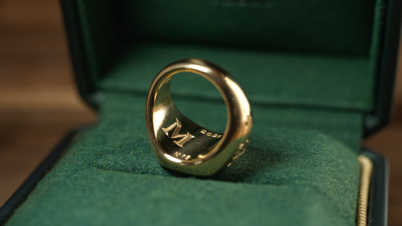 Hand Engraved Mellow Square Signet Ring(K18YG)「木村」＋「KHJ・KM（側面彫刻）」＋「M（裏面彫刻）」_16