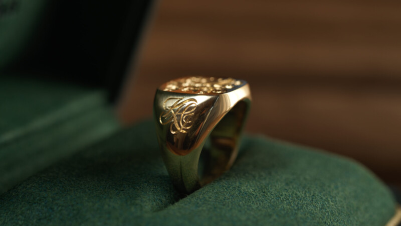 Hand Engraved Mellow Square Signet Ring(K18YG)「木村」＋「KHJ・KM（側面彫刻）」＋「M（裏面彫刻）」_19