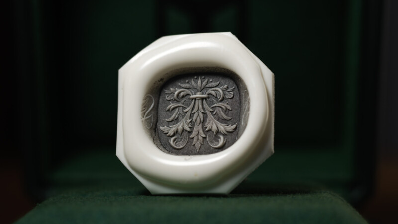 Hand Engraved Mellow Square Signet Ring(K18YG)「木村」＋「KHJ・KM（側面彫刻）」＋「M（裏面彫刻）」_21