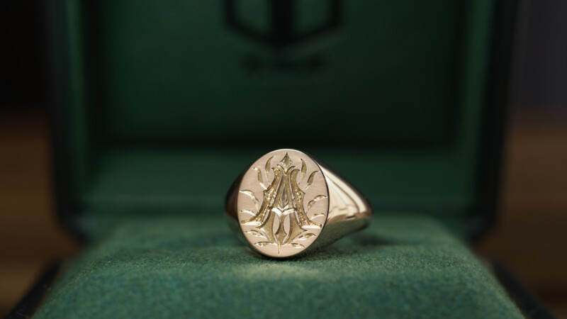 Hand Engraved Oval Signet Ring(K9YG)「AA＋月下美人」_3