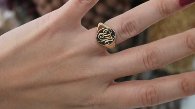 【Wedding Anniversary Signet Rings】Hand Engraved Oval Signet Ring「MT」(K14YG)_10 【Wedding Anniversary Signet Rings】Hand Engraved Oval Signet Ring「MT」(K14YG)_10