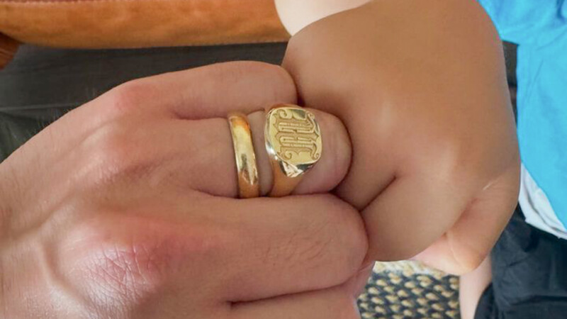 Hand Engraved Mellow Square Signet Ring「M」(K18YG)_12