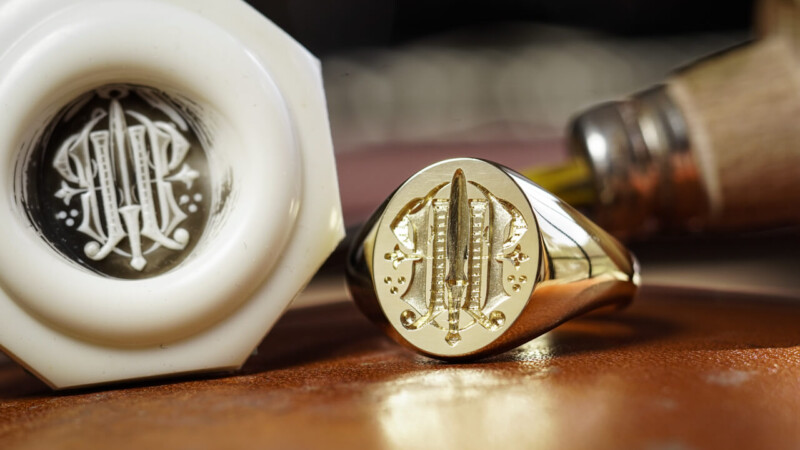 Hand Engraved Oval Signet Ring(K18YG)「HT+天叢雲剣」_5 Hand Engraved Oval Signet Ring(K18YG)「HT+天叢雲剣」_5