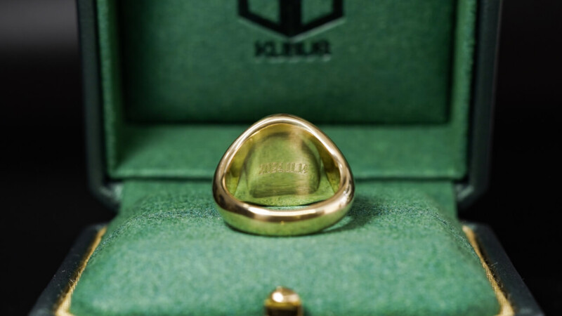 Hand Engraved Oval Signet Ring(K18YG) 「TMW＋メジャー＋針と糸」＋「AM」_13