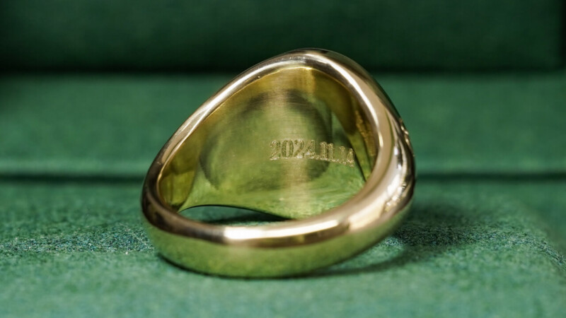 Hand Engraved Oval Signet Ring(K18YG) 「TMW＋メジャー＋針と糸」＋「AM」_14