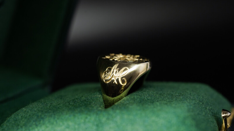 Hand Engraved Oval Signet Ring(K18YG) 「TMW＋メジャー＋針と糸」＋「AM」_20