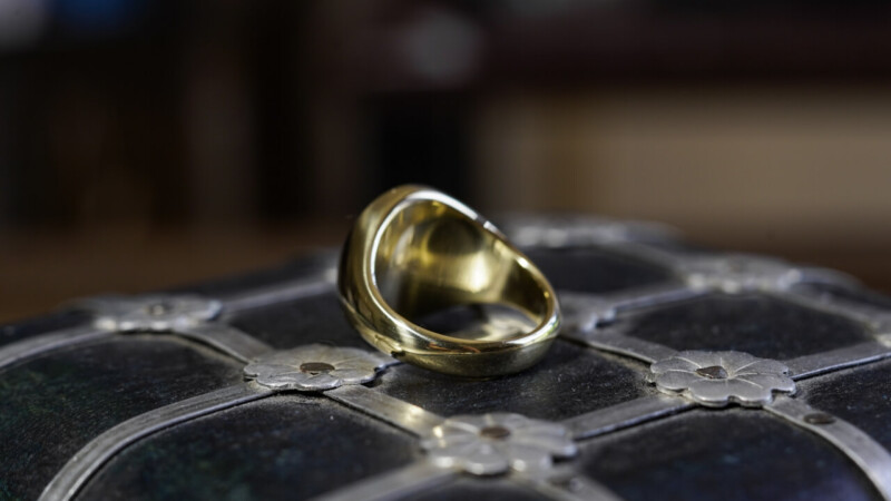 Hand Engraved Oval Signet Ring(K18YG) 「千S」＋「鍵（＋王冠）」＋「モットー」_5