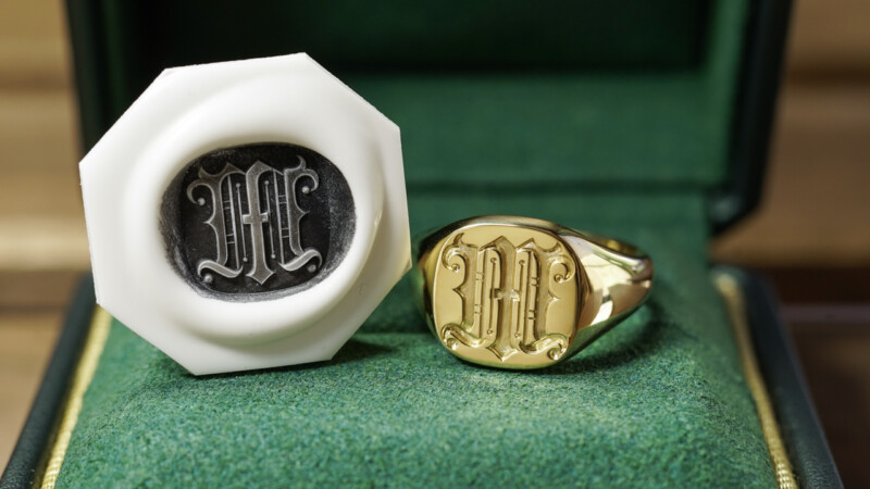 Hand Engraved Mellow Square Signet Ring「M」(K18YG)_2
