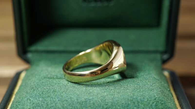 Hand Engraved Mellow Square Signet Ring「M」(K18YG)_10