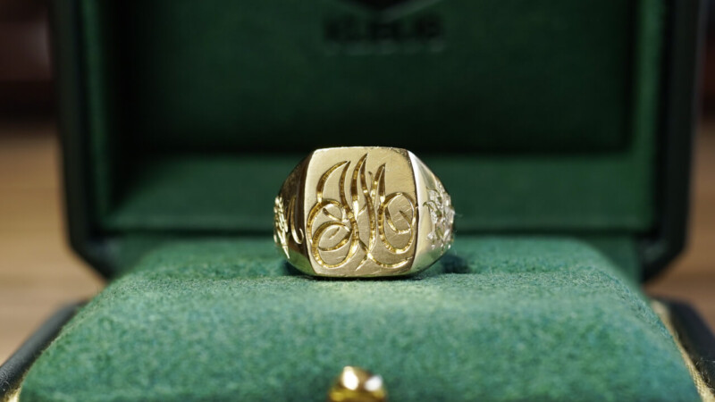 Hand Engraved Rectangle Signet Ring「M+ブルーベリー」+「M+稲穂」(K18YG)_5 Hand Engraved Rectangle Signet Ring「M+ブルーベリー」+「M+稲穂」(K18YG)_5