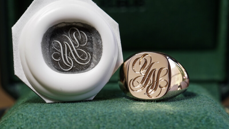 Hand Engraved Cushion Signet Ring(K18PG) 「YN」