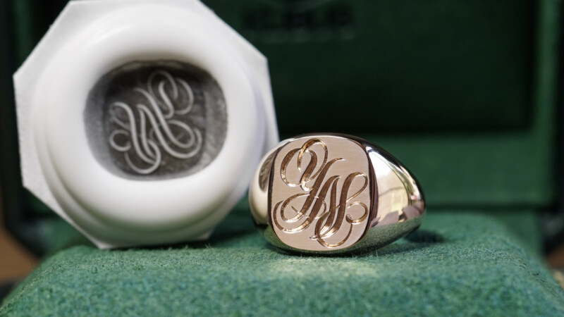 Hand Engraved Cushion Signet Ring(K18PG) 「YN」_3