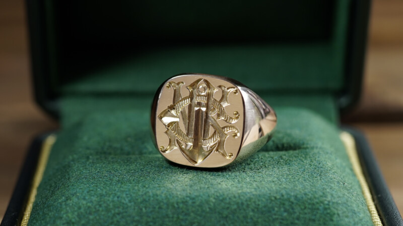 Hand Engraved Mellow Square Signet Ring(K10YG)「NCK＋錨」_5