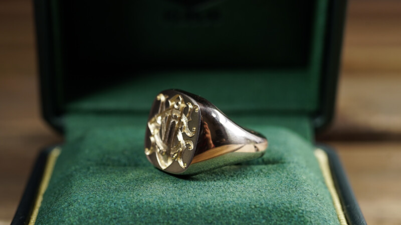 Hand Engraved Mellow Square Signet Ring(K10YG)「NCK＋錨」_6