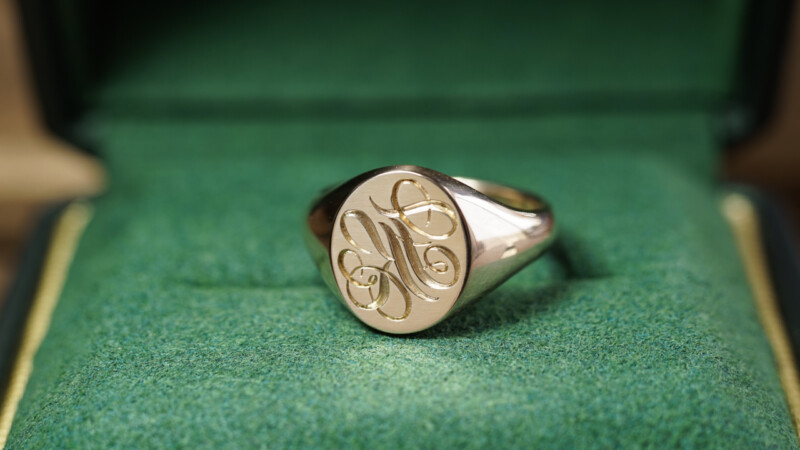 Hand Engraved Oval Signet Ring(K9YG)「TK」_4