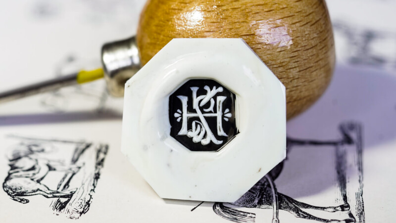 【Semi-custom made】Hand Engraved Octagon Signet Ring(18ct Yellow Gold(K18YG)) 「KH」_9 【Semi-custom made】Hand Engraved Octagon Signet Ring(18ct Yellow Gold(K18YG)) 「KH」_9