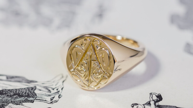 【Bespoke Order】Hand Engraved Oval Signet Ring(9ct Yellow Gold)「YAI」_5 【Bespoke Order】Hand Engraved Oval Signet Ring(9ct Yellow Gold)「YAI」_5