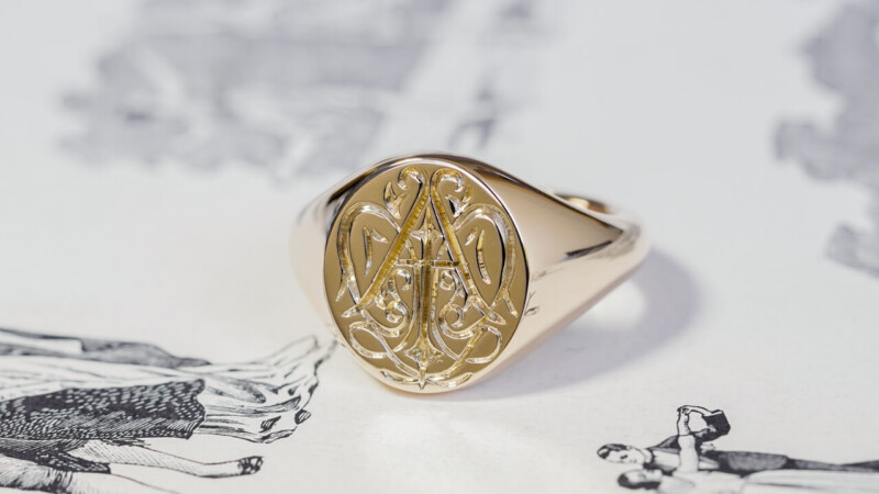 【Bespoke Order】Hand Engraved Oval Signet Ring(9ct Yellow Gold)「YAI」_4 【Bespoke Order】Hand Engraved Oval Signet Ring(9ct Yellow Gold)「YAI」_4
