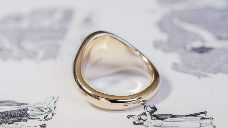 【Bespoke Order】Hand Engraved Oval Signet Ring(9ct Yellow Gold)「YAI」_8 【Bespoke Order】Hand Engraved Oval Signet Ring(9ct Yellow Gold)「YAI」_8