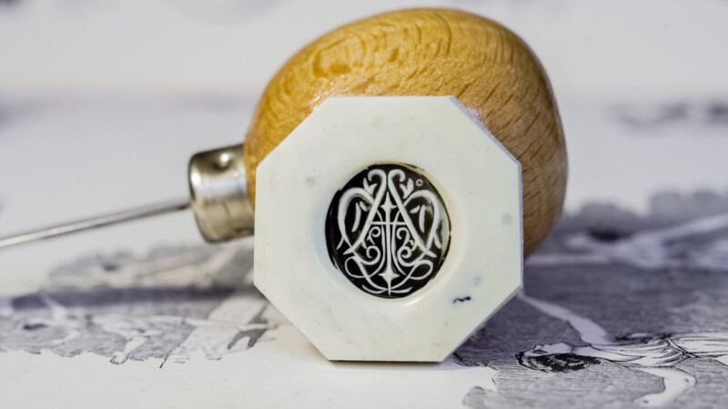 【Bespoke Order】Hand Engraved Oval Signet Ring(9ct Yellow Gold)「YAI」_13 【Bespoke Order】Hand Engraved Oval Signet Ring(9ct Yellow Gold)「YAI」_13