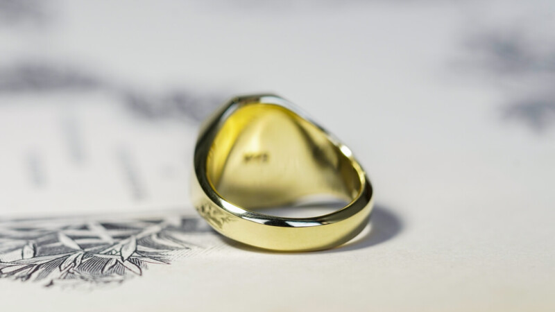 【Semi-custom made】Hand Engraved Octagon Signet Ring(18ct Yellow Gold(K18YG)) 「SJ,模様」_7