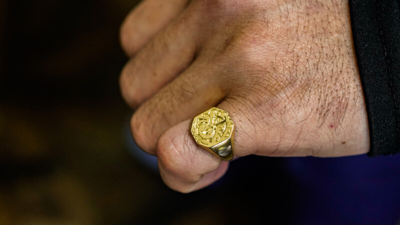 【Semi-custom made】Hand Engraved Octagon Signet Ring(18ct Yellow Gold(K18YG)) 「SJ,模様」_13