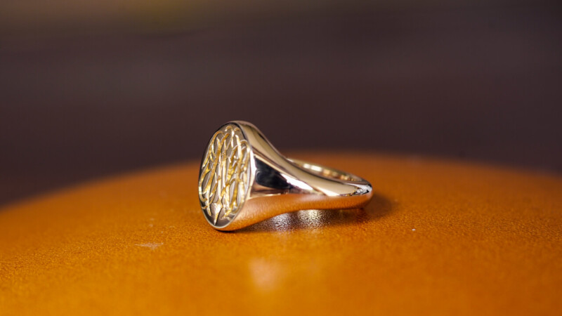【Semi-custom made】Hand Engraved Oval Signet Ring(9ct Yellow Gold(K9YG)) 「MN」_6 【Semi-custom made】Hand Engraved Oval Signet Ring(9ct Yellow Gold(K9YG)) 「MN」_6
