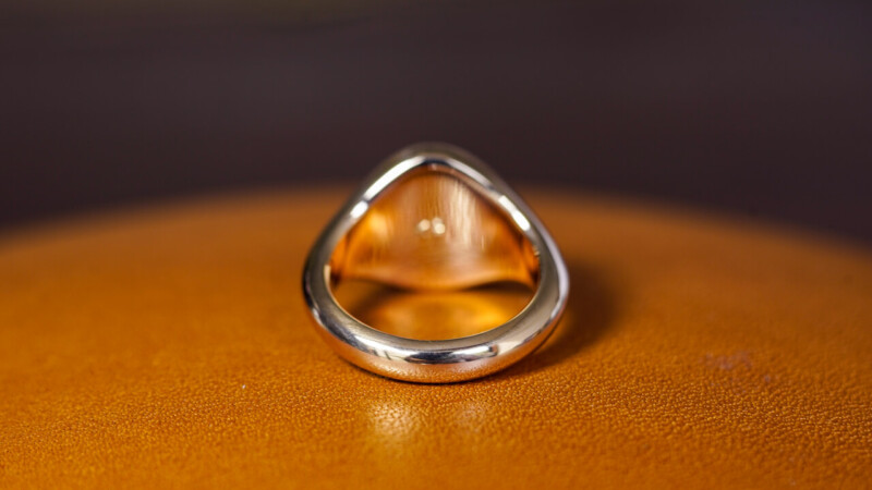 【Semi-custom made】Hand Engraved Oval Signet Ring(9ct Yellow Gold(K9YG)) 「MN」_9 【Semi-custom made】Hand Engraved Oval Signet Ring(9ct Yellow Gold(K9YG)) 「MN」_9