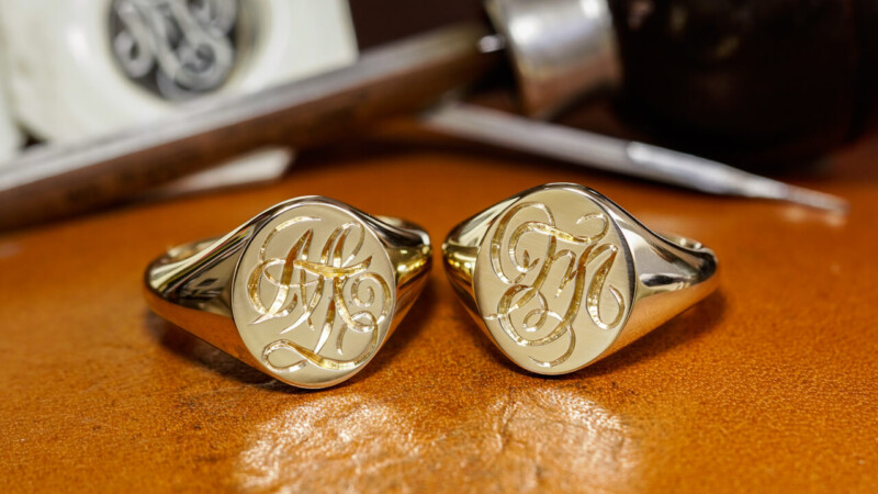 【Wedding Anniversary Signet Rings】Hand Engraved Oval Signet Ring「MT」(K14YG)_2 【Wedding Anniversary Signet Rings】Hand Engraved Oval Signet Ring「MT」(K14YG)_2