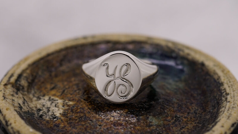 【Semi-custom made】Hand Engraved Oval Signet Ring(Sv925)2 【Semi-custom made】Hand Engraved Oval Signet Ring(Sv925)2