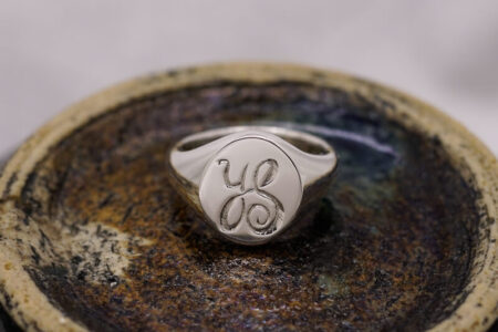 【Semi-custom made】Hand Engraved Oval Signet Ring(Sv925) 【Semi-custom made】Hand Engraved Oval Signet Ring(Sv925)