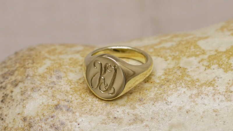 【Semi-custom made】Hand Engraved Oval Signet Ring2 【Semi-custom made】Hand Engraved Oval Signet Ring2
